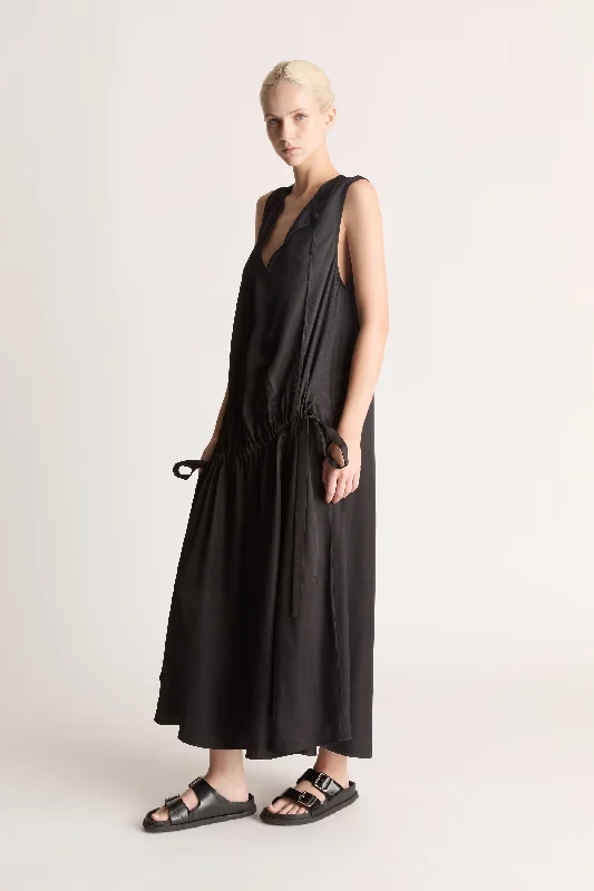 Maxi dress with bow accents-Simone Maxi Dress