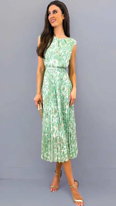 Cocktail dress with puff sleeves-4-A1709 Spicy Mint Floral Print Pleat Dress