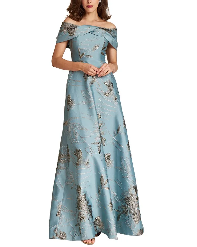 Maxi dress with trumpet sleeves-Teri Jon by Rickie Freeman Special Occasion Long Dress