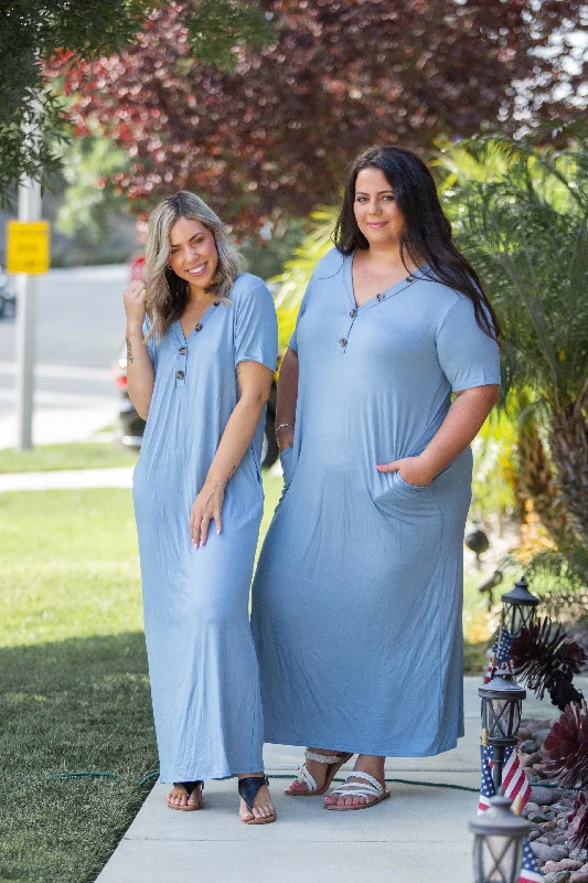 Maxi dress with tiered layers-Sky's The Limit Maxi Dress