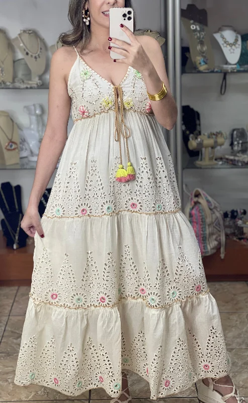 Maxi dress with artistic prints-Cream Boho Maxi with Eyelet Details