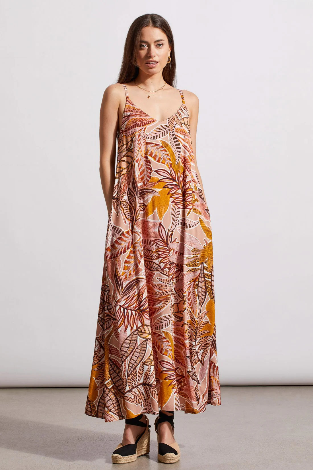 Maxi dress with one shoulder-Tri 876O Flowy Maxi dress