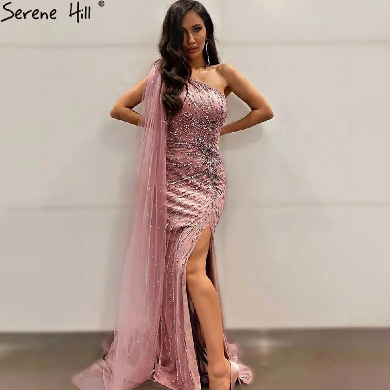 Evening dress with tulle overlay-Serene Hill Pink Mermaid Split Evening Dresses Gowns 2024 One Shoulder Elegant Cape Sleeve For Women Party LA71195